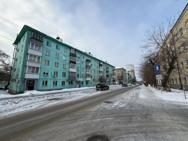 Купить торговые помещения в Новосибирске. Вариант № 10295440, 1, площадь -  квм, цена 12300000 рублей