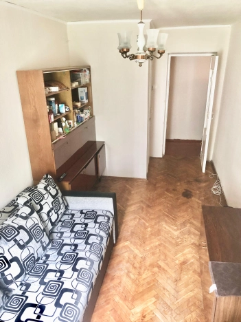 Купить квартиру на вторичке у метро Проспект Ветеранов в Санкт-Петербурге. Вариант № 59735, 3, площадь -  квм, цена 5290000 рублей