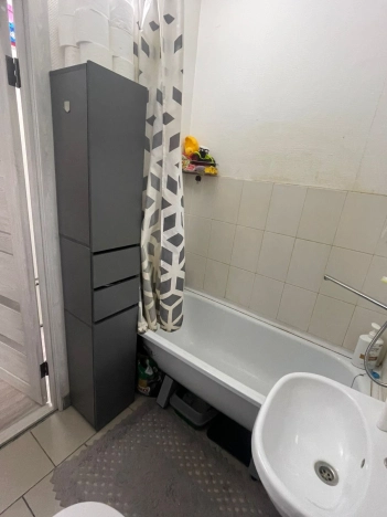 Купить однокомнатную квартиру на улице Целинная в Алтайском крае. Вариант № 8865380, 7, площадь - квм, цена 4000000 рублей