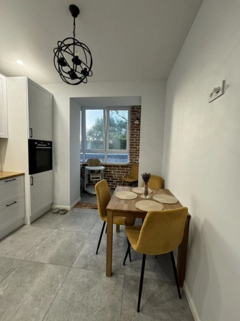 Купить двухкомнатную квартиру на улице Генерала Толстикова в Калининграде. Вариант № 3377905, 7, площадь -  квм, цена 8200000 рублей