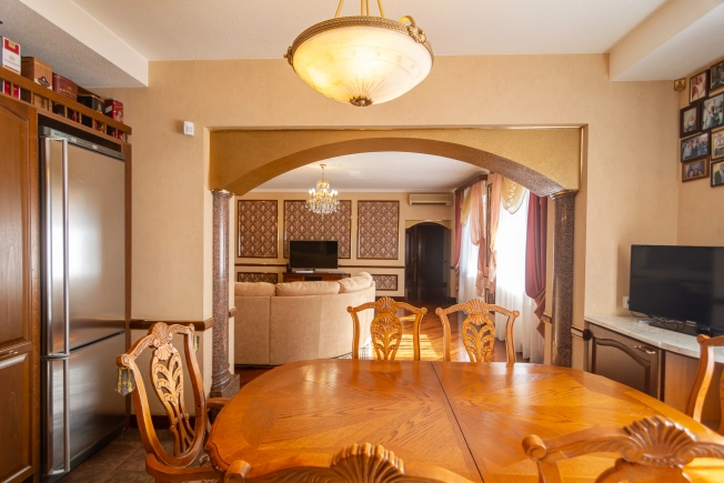 Купить квартиру на улице Андропова в Петрозаводске. Вариант № 1808643, 2, площадь -  квм, цена 24500000 рублей