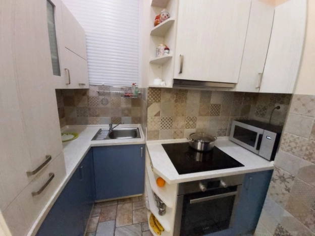 Купить квартиру в Москве. Вариант № 8056574, 9, площадь - квм, цена 44000000 рублей