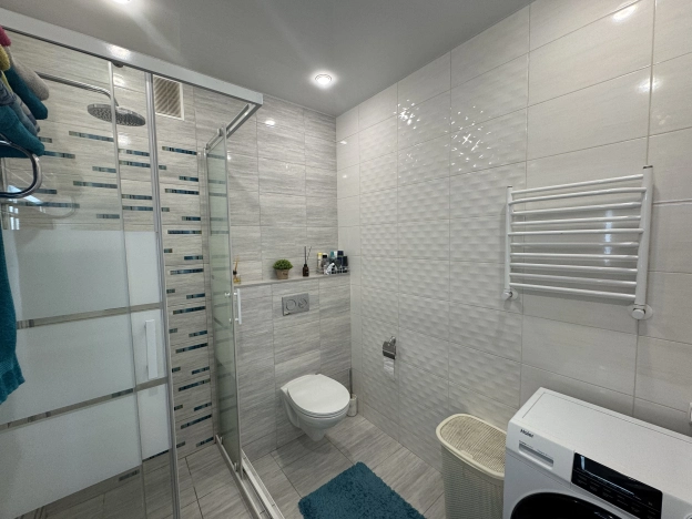 Купить трехкомнатную квартиру на улице Олега Кошевого в Калининграде. Вариант № 5921988, 24, площадь -  квм, цена 13500000 рублей