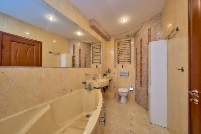 Купить двухкомнатную квартиру в районе Советский в Рязани. Вариант № 9152531, 14, площадь -  квм, цена 9650000 рублей