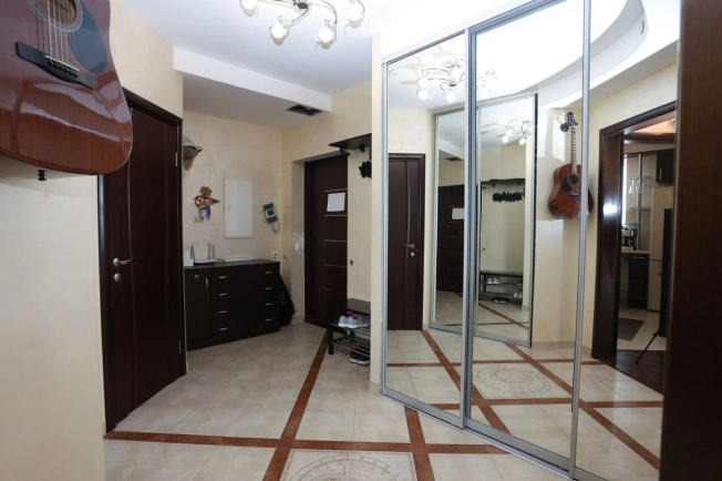 Купить квартиру в Москве. Вариант № 10019555, 1, площадь -  квм, цена 41900000 рублей