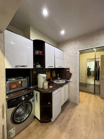 Купить квартиру на улице Комарова в Улан-Удэ. Вариант № 9434149, 21, площадь -  квм, цена 14000000 рублей