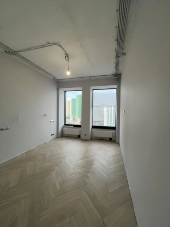 Купить квартиру в Москве. Вариант № 5755378, 4, площадь -  квм, цена 28490000 рублей