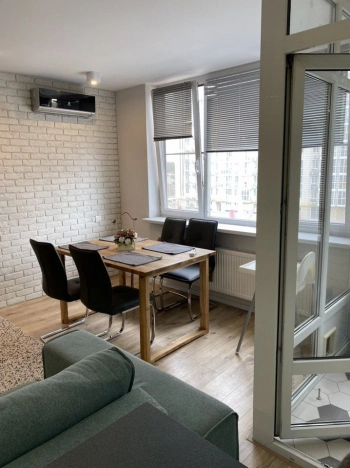 Купить трехкомнатную квартиру в Ростовской области. Вариант № 10482539, 1, площадь -  квм, цена 12500000 рублей