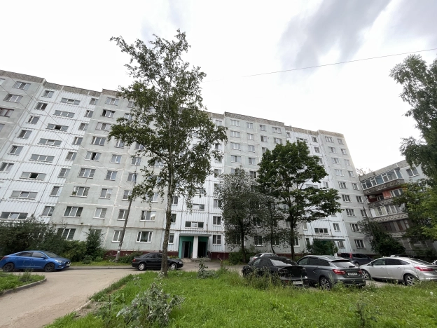 Купить квартиру на улице Петра Алексеева в Смоленске. Вариант № 1008488, 13, площадь -  квм, цена 4000000 рублей