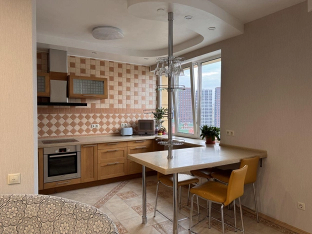 Купить квартиру в Москве. Вариант № 8416118, 4, площадь -  квм, цена 46000000 рублей