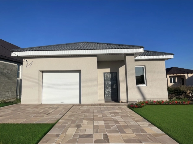 . Вариант № 2029719, 1, площадь - 120 квм, цена 9000000 рублей