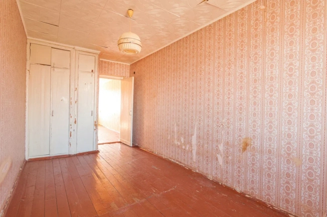 Купить квартиру на улице Емельянова в Вологодской области. Вариант № 36512, 6, площадь -  квм, цена 2300000 рублей