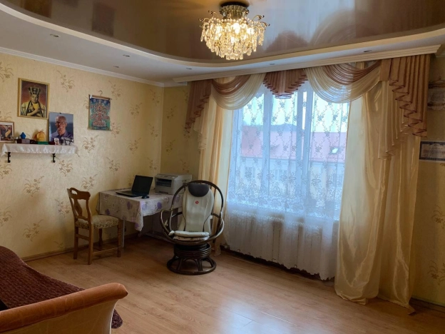 Купить трехкомнатную квартиру в Калининграде. Вариант № 6790671, 3, площадь -  квм, цена 8300000 рублей