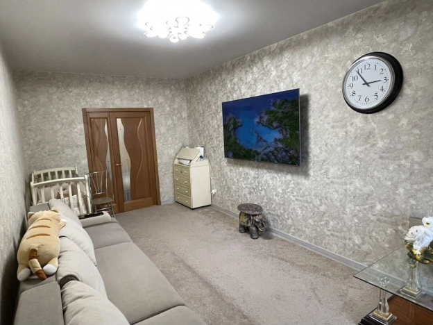 Купить однокомнатную квартиру в Ростовской области. Вариант № 9825482, 5, площадь -  квм, цена 6900000 рублей