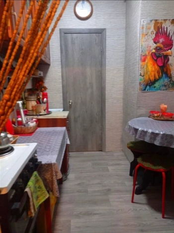 Купить квартиру на улице Комарова в Улан-Удэ. Вариант № 9552541, 3, площадь -  квм, цена 3650000 рублей