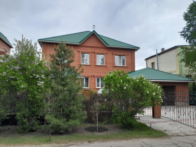 Купить дом в Омске. Вариант № 18280, 0, площадь -  квм, цена 23500000 рублей