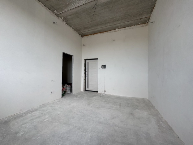 Купить торговые помещения в Строителе. Вариант № 3953457, 2, площадь -  квм, цена 2400000 рублей