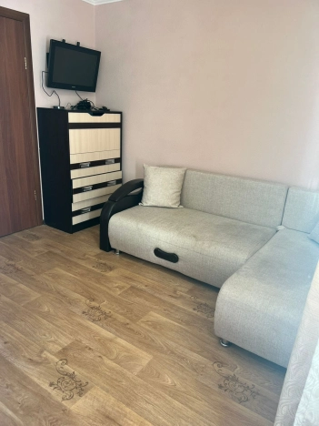 Снять квартиру в Тобольске. Вариант № 7578984, 4, площадь -  квм, цена 40000 рублей