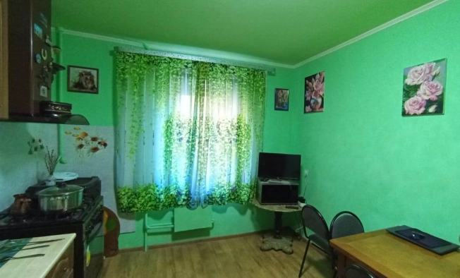 Купить трехкомнатную квартиру на улице Новороссийское шоссе в Краснодарском крае. Вариант № 25151, 2, площадь -  квм, цена 7998000 рублей