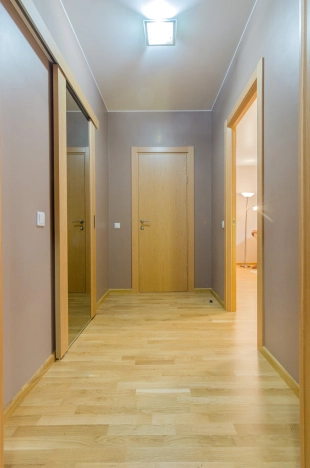 Купить четырехкомнатную квартиру в Вологде. Вариант № 14804, 32, площадь -  квм, цена 33250000 рублей