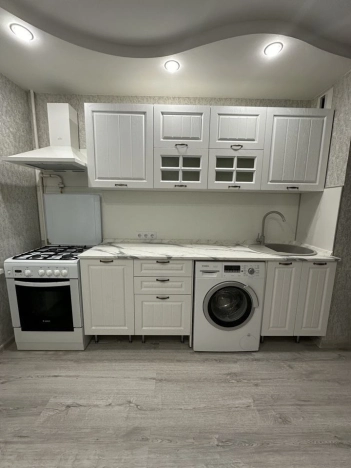 Купить квартиру в Таганроге. Вариант № 4514, 9, площадь -  квм, цена 7500000 рублей