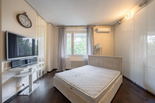 Купить квартиру в Москве. Вариант № 3280445, 4, площадь - квм, цена 23800000.0000 рублей