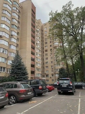 Купить квартиру в Москве. Вариант № 9886743, 0, площадь -  квм, цена 40000000 рублей