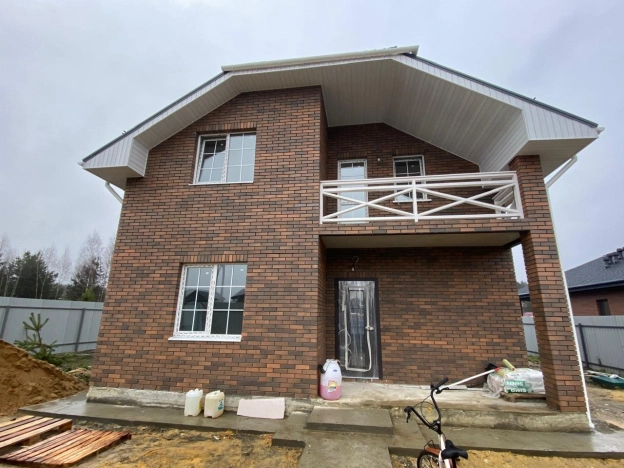 Купить дом в Москве. Вариант № 9748100, 1, площадь -  квм, цена 15000000 рублей