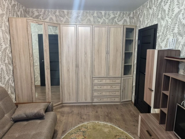 Купить однокомнатную квартиру на улице Шелепихинская набережная в Москве. Вариант № 9966243, 10, площадь -  квм, цена 8900000 рублей