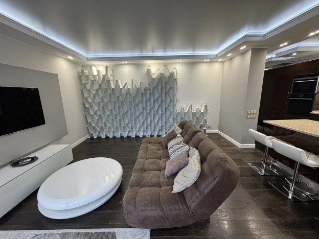 Купить квартиру в Москве. Вариант № 10316041, 8, площадь -  квм, цена 38600000 рублей