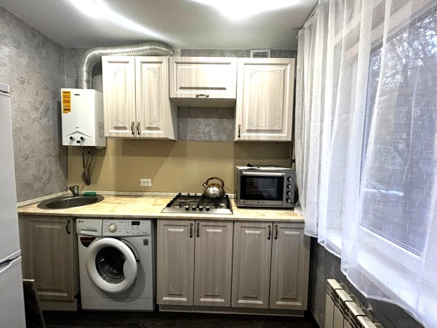 Купить двухкомнатную квартиру в Калужской области. Вариант № 9995485, 5, площадь -  квм, цена 4350000 рублей