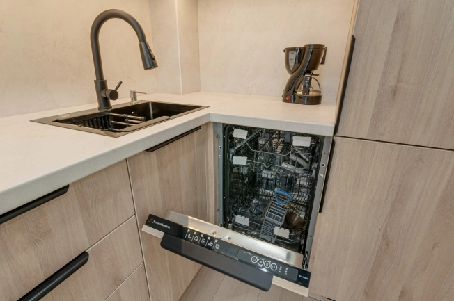 Купить однокомнатную квартиру на улице Возрождения в Вологде. Вариант № 59005, 14, площадь -  квм, цена 6360000 рублей