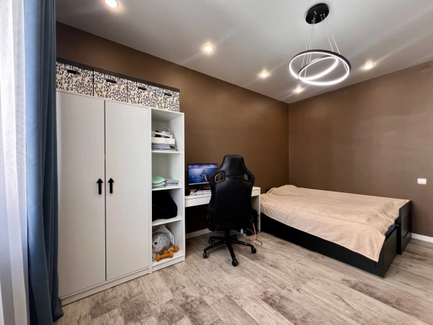 Купить квартиру в Вологодской области. Вариант № 4810994, 10, площадь -  квм, цена 8700000 рублей