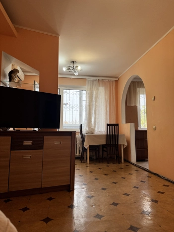 Купить трехкомнатную квартиру в Керчи. Вариант № 2777167, 28, площадь - квм, цена 6300000 рублей