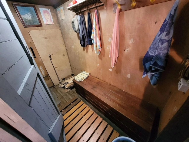 Купить дом на улице Совхозная в Тюменской области. Вариант № 2654793, 27, площадь -  квм, цена 2000000 рублей