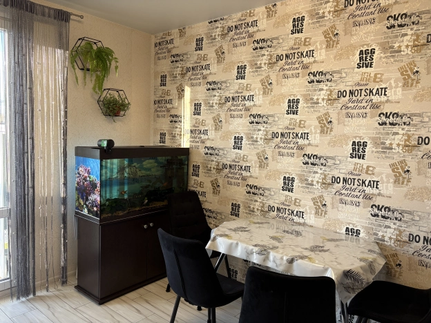 Купить трехкомнатную квартиру в ЖК Четыре Желания в Воронеже. Вариант № 1780323, 3, площадь -  квм, цена 9500000 рублей