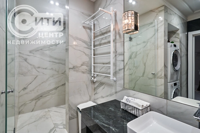 Купить трехкомнатную квартиру на вторичке в районе Ленинский в Воронеже. Вариант № 32374, 32, площадь - квм, цена 35899000 рублей