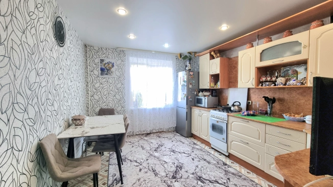 Купить многокомнатную квартиру в Архангельской области. Вариант № 6979755, 2, площадь -  квм, цена 4850000 рублей