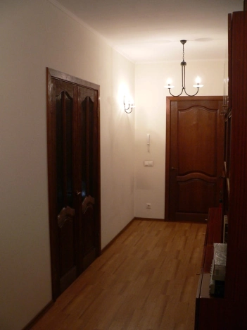 Купить двухкомнатную квартиру у метро площадь Карла Маркса в Новосибирске. Вариант № 2584, 23, площадь -  квм, цена 12000000 рублей