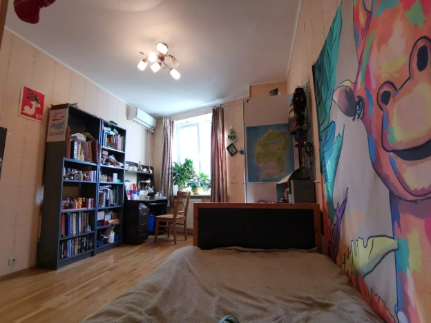 Купить четырехкомнатную квартиру на вторичке в Московской области. Вариант № 5521386, 19, площадь - квм, цена 28000000 рублей