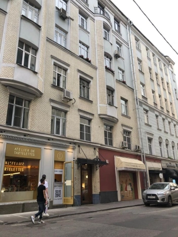 Купить квартиру в Москве. Вариант № 9813279, 28, площадь -  квм, цена 230000000 рублей