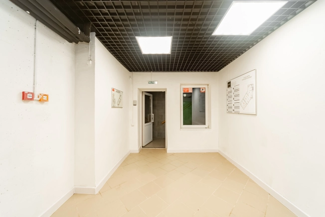 Купить коммерческую недвижимость свободного назначения в Санкт-Петербурге. Вариант № 15965, 3, площадь -  квм, цена 17700000 рублей