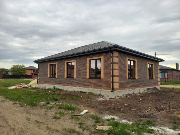 Купить дом в районе Октябрьский в Ростове-на-Дону. Вариант № 245678, 8, площадь -  квм, цена 7100000 рублей