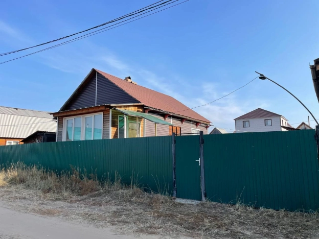 Купить дом в Иркутской области. Вариант № 8834112, 1, площадь -  квм, цена 4750000 рублей