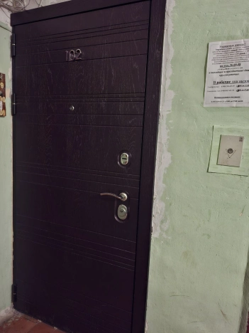 Купить квартиру на улице Верхняя Дуброва в Владимире. Вариант № 24764, 32, площадь -  квм, цена 5400000 рублей