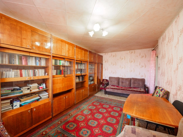 Купить двухкомнатную квартиру в Омске. Вариант № 8215695, 11, площадь -  квм, цена 6000000 рублей