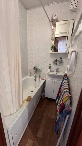 Купить трехкомнатную квартиру на улице Молодёжная в Республике Татарстан (татарстан). Вариант № 34891, 4, площадь -  квм, цена 2900000 рублей