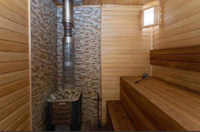 Купить дом в Микрорайоне Восточный, Тобольск в Тобольске. Вариант № 15483, 11, площадь -  квм, цена 14500000 рублей