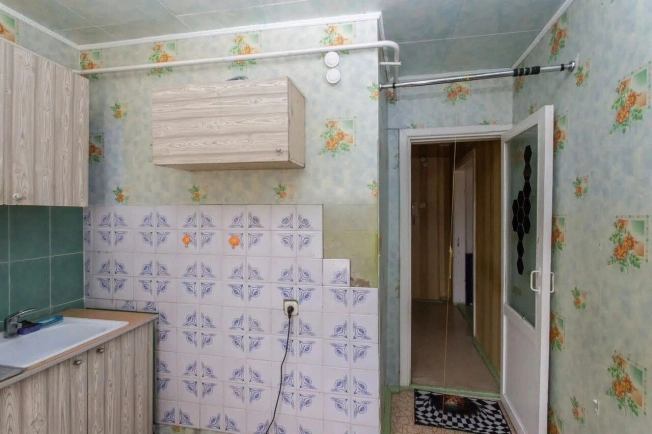 Купить квартиру в Тобольске. Вариант № 9502545, 1, площадь -  квм, цена 2000000 рублей