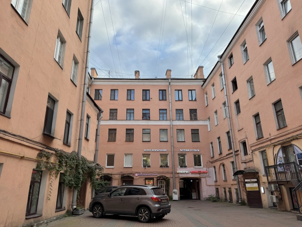 Купить двухкомнатную квартиру у метро Девяткино в Санкт-Петербурге. Вариант № 3080011, 16, площадь -  квм, цена 33490000 рублей